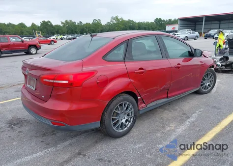 2017 Ford Focus Se z USA, uszkodzony, nr VIN 1FADP3F23HL274543